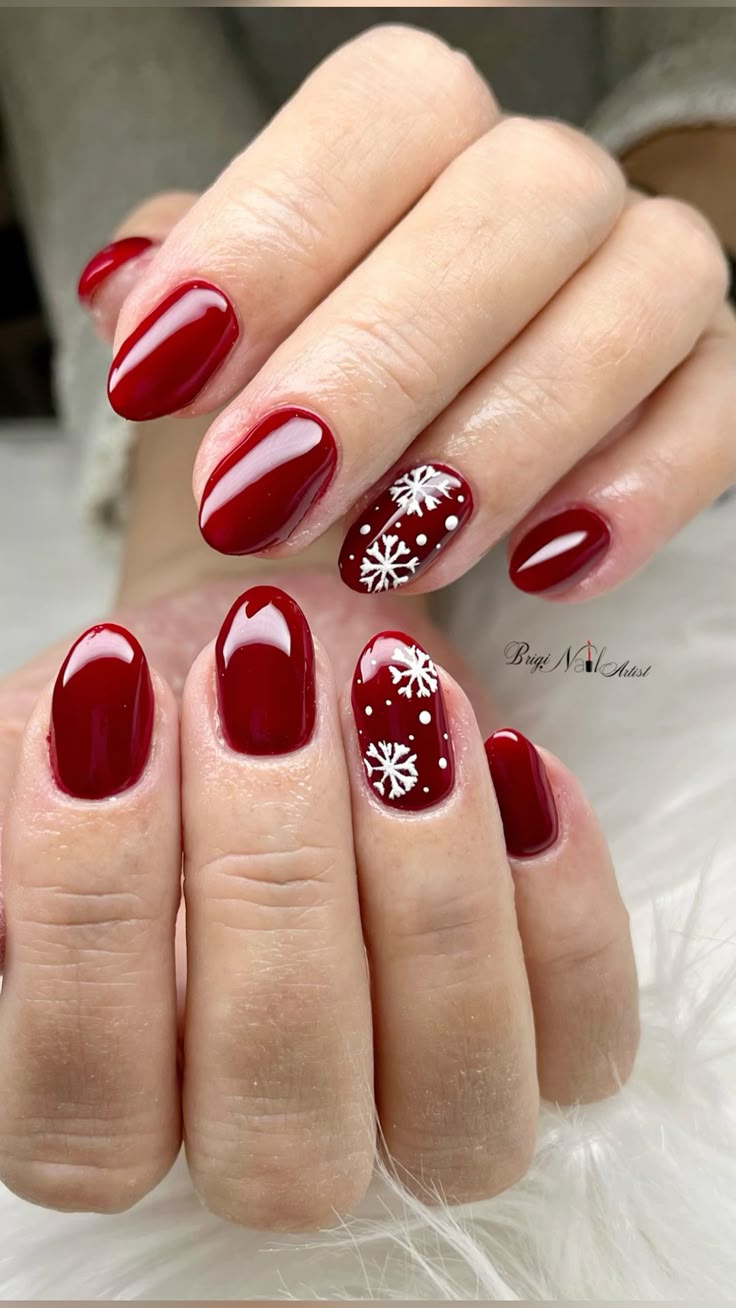 τασεις χριστουγεννα νυχια