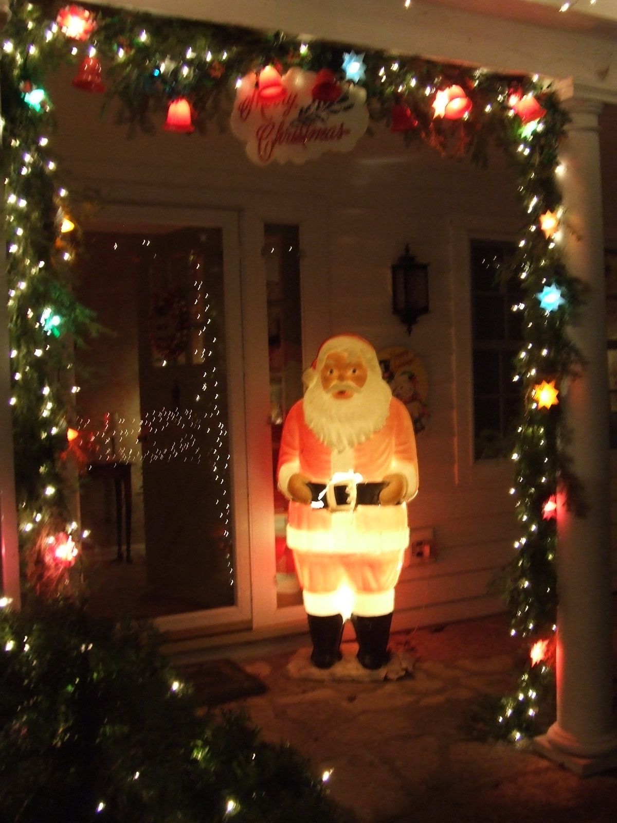 Τάσεις Χριστουγεννιάτικου Στολισμού Εξωτερικών Χώρων 2025