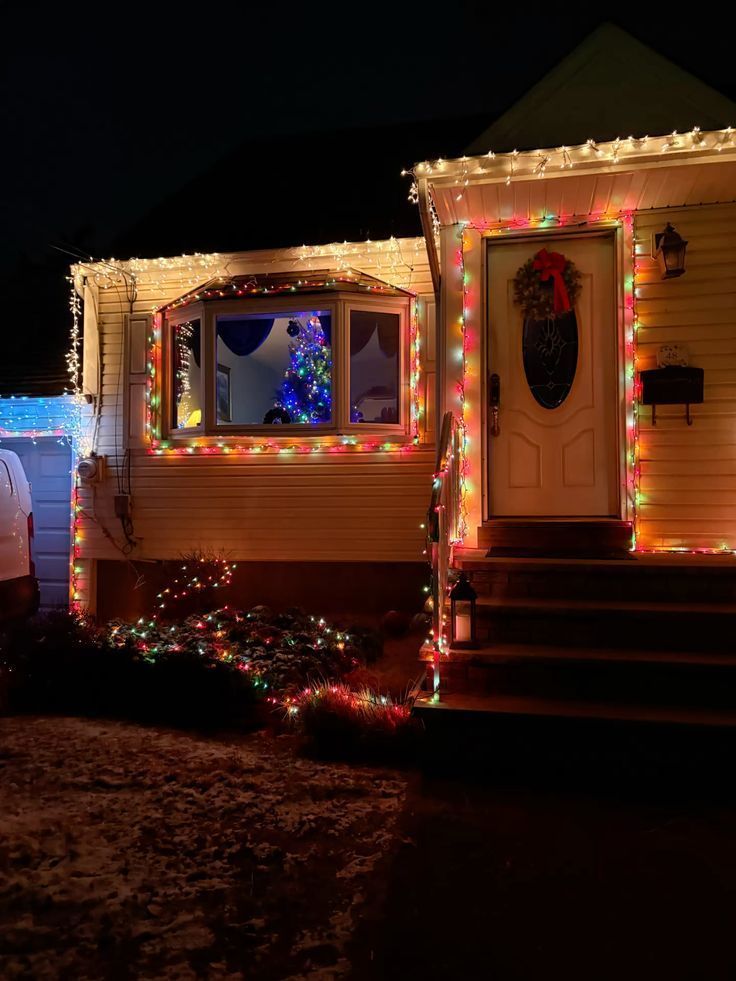 Τάσεις Χριστουγεννιάτικου Στολισμού Εξωτερικών Χώρων 2025