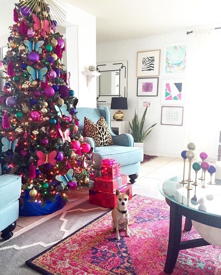 Τάσεις για χριστουγεννιάτικη διακόσμηση σαλονιού 2025: