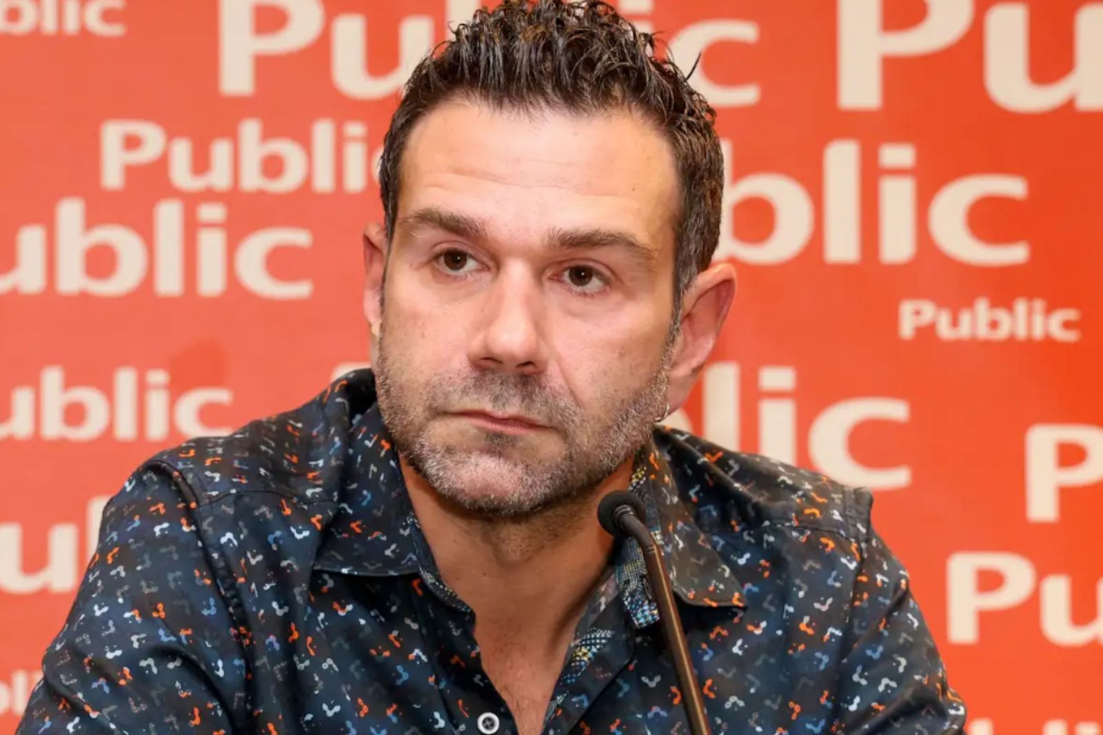 Ο Τάσος Ιορδανίδης αποκαλύπτει το πιο αποτελεσματικό κόλπο για καταπολέμηση της ψωρίασης
