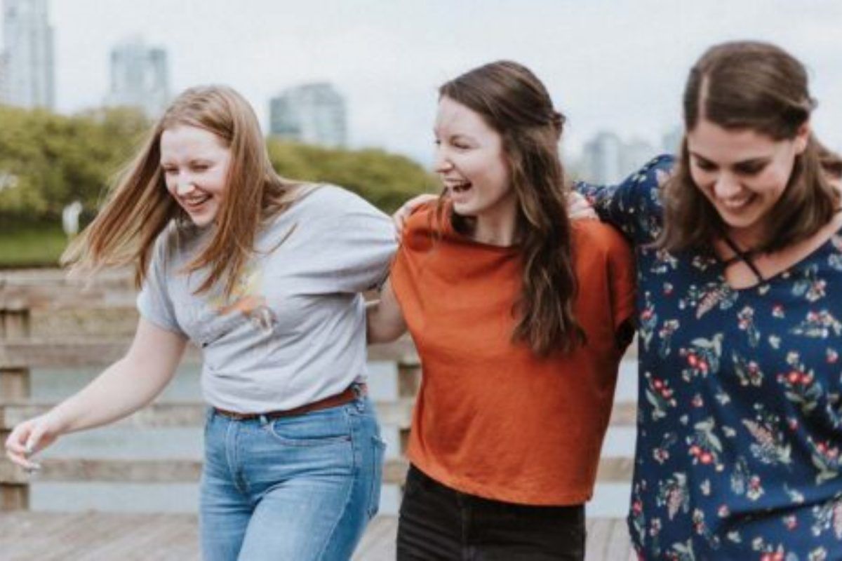 Τεστ προσωπικότητας: Εσύ τι τύπος φίλου είσαι - Τα δίνεις όλα στην φιλία ή είσαι αδιάφοροςς