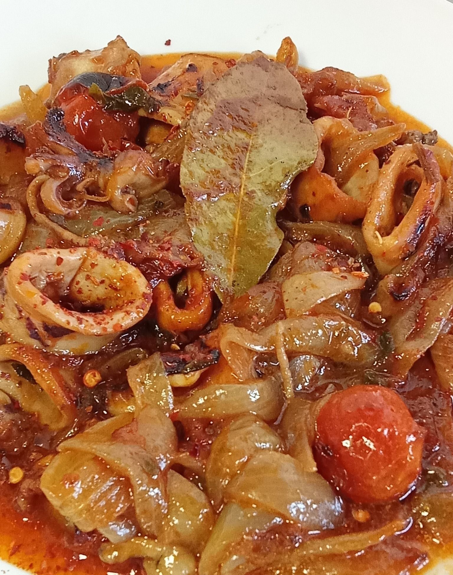 στιφάδο-με-θαλασσινά-