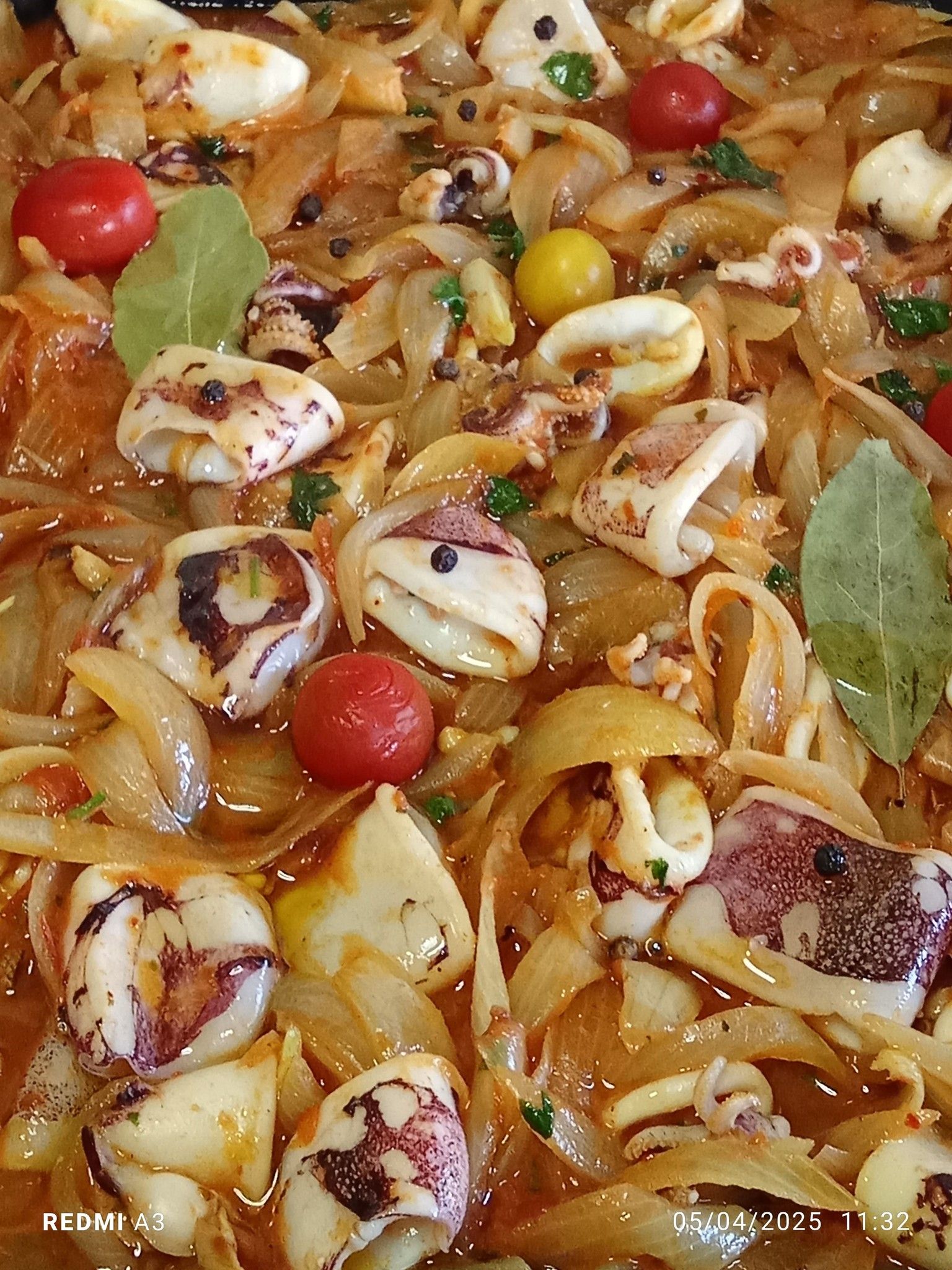 στιφάδο-με-θαλασσινά-