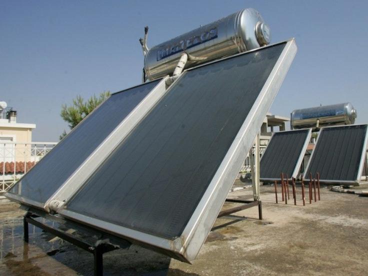 Το εύκολο κόλπο του μπαμπά που αυξάνει την απόδοση του ηλιακού θερμοσίφωνα τον Χειμώνα