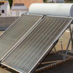 Το εύκολο κόλπο του μπαμπά που αυξάνει την απόδοση του ηλιακού θερμοσίφωνα τον Χειμώνα