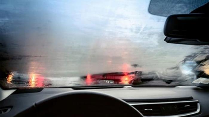 Το κόλπο του πατέρα μου για να μη θολώνουν τα τζάμια του αυτοκινήτου τον Χειμώνα