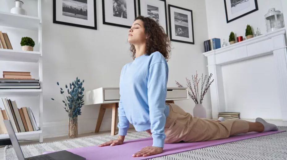 Το Πρωινό 5λεπτο Πρόγραμμα που Ξεκινά Τέλεια τη Μέρα