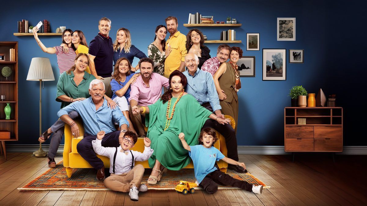 Το σόι σου επιστρέφεi και το πρώτο teaser είναι γεγονός