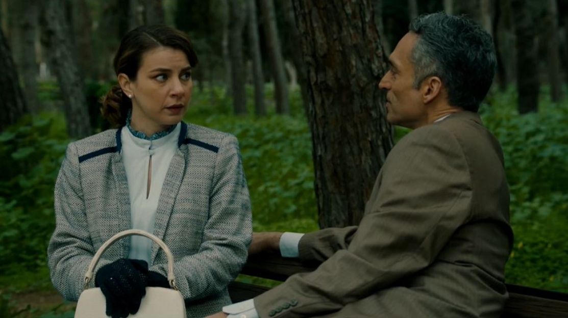 Το Σπίτι Δίπλα Στο Ποτάμι-Ιουλία-Κίμωνας Το Σπίτι Δίπλα Στο Ποτάμι-Ιουλία-Κίμωνας