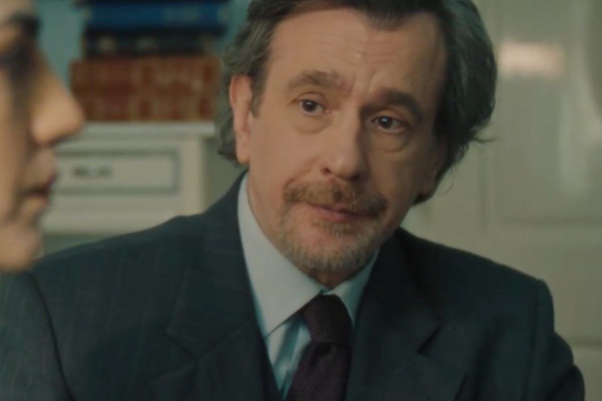 Το Σπίτι Δίπλα στο Ποτάμι-Απόστολος-