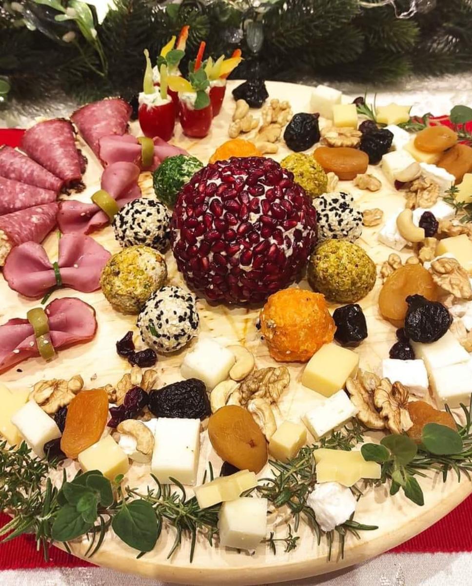 χριστουγεννιάτικα-ορεκτικά-σε-πλατό-