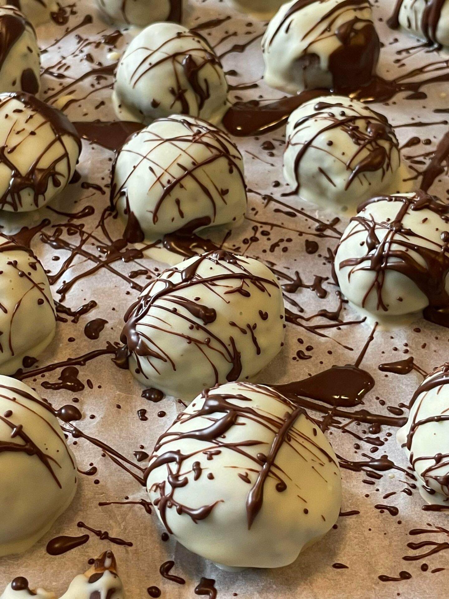 30 Συνταγές για Χριστουγεννιάτικα σοκολατάκια