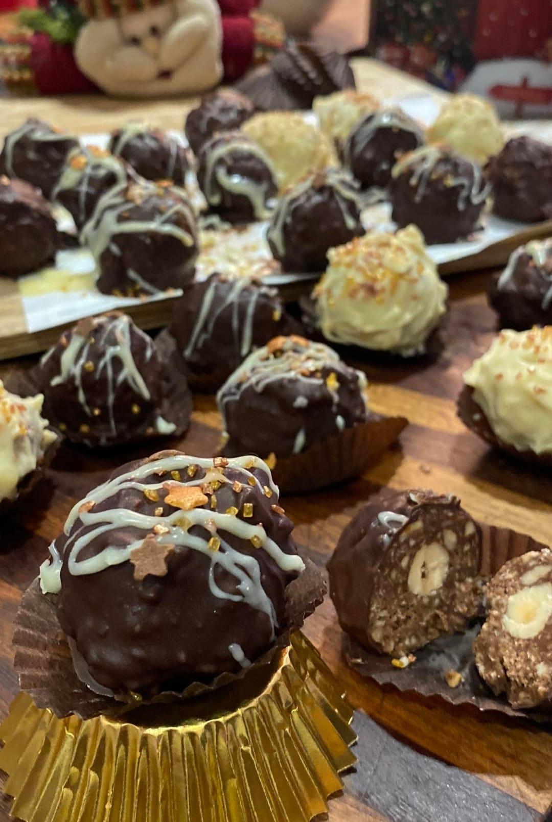 30 Συνταγές για Χριστουγεννιάτικα σοκολατάκια