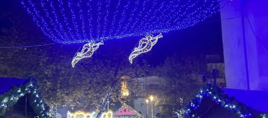 Λειβαδιά-Χριστούγεννα-στολισμός-