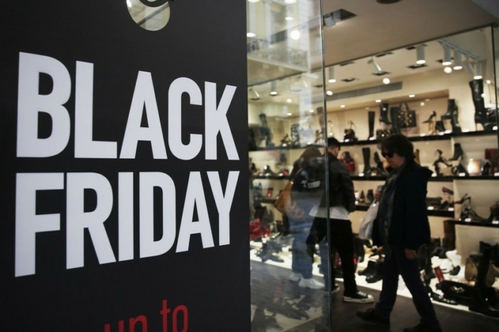 Black Friday και Cyber Monday 2025: Οι ημερομηνίες που δίνουν μεγάλες εκπτώσεις στους καταναλωτές
