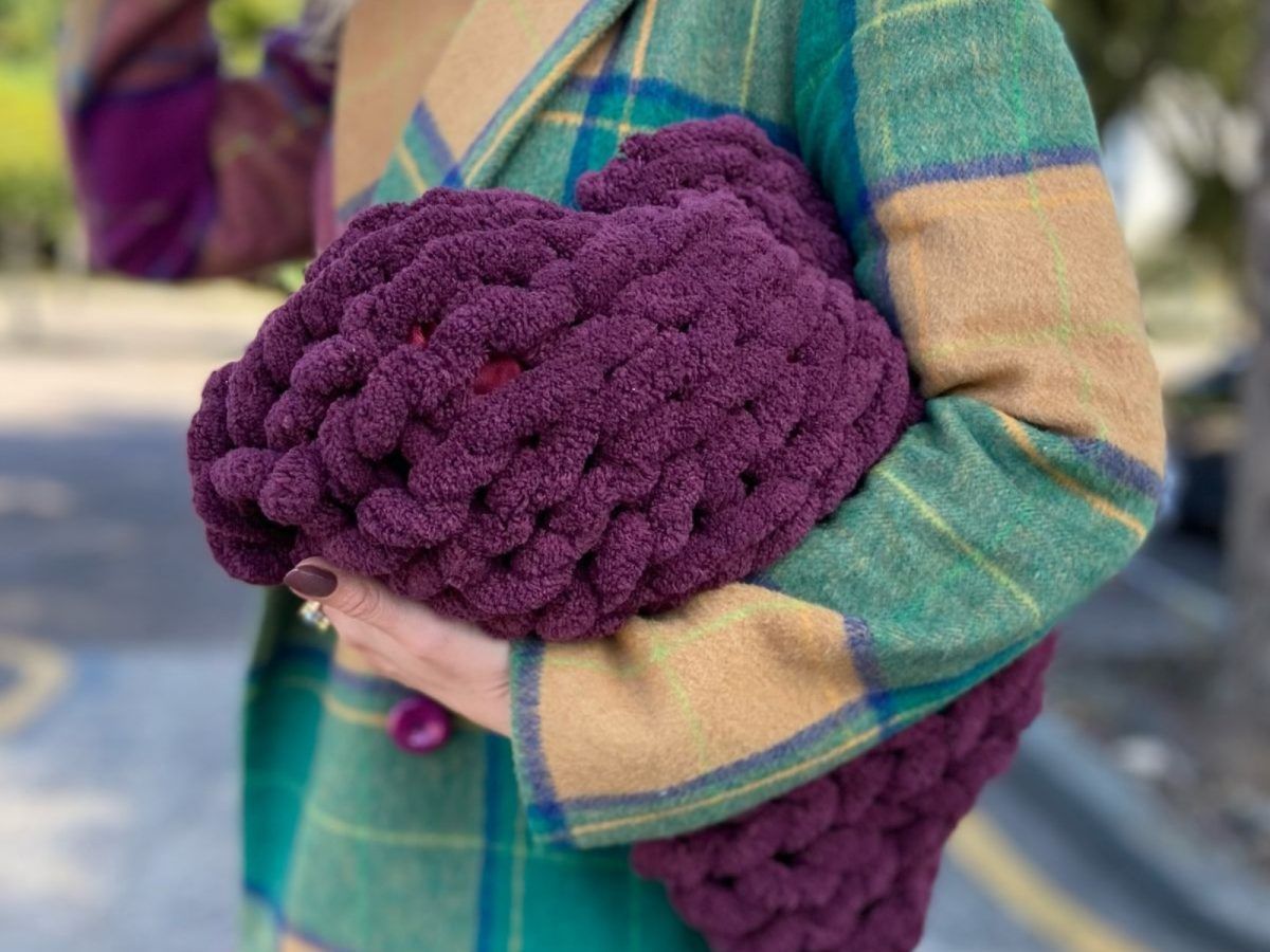 Bubble bags: 10 τρόποι να φορέσεις τη πιο puffy τσάντα για το 2026