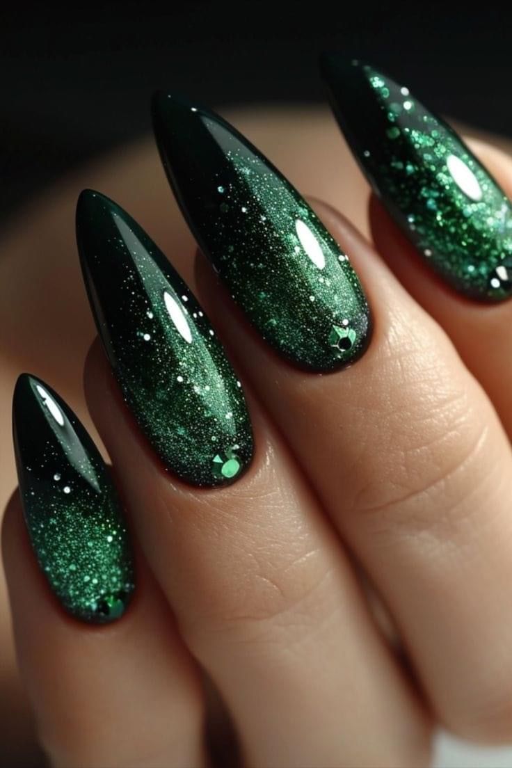 Glitter nails τα Χριστούγεννα