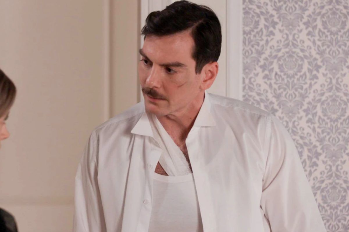 Grand Hotel: Αυτός ήταν μέσα στο φέρετρο στην ψεύτικη κηδεία του Πέτρου