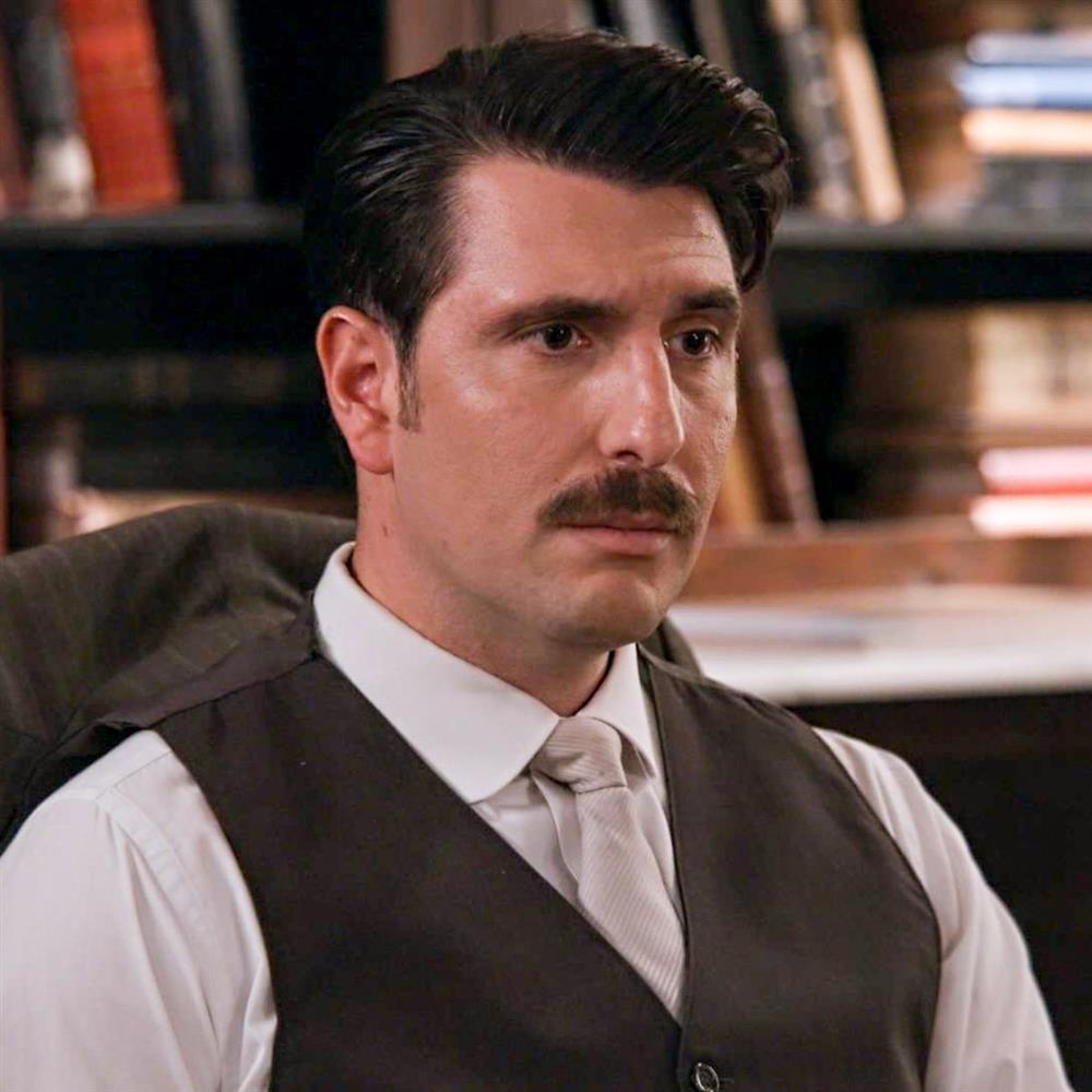 Grand hotel-Ρήγας