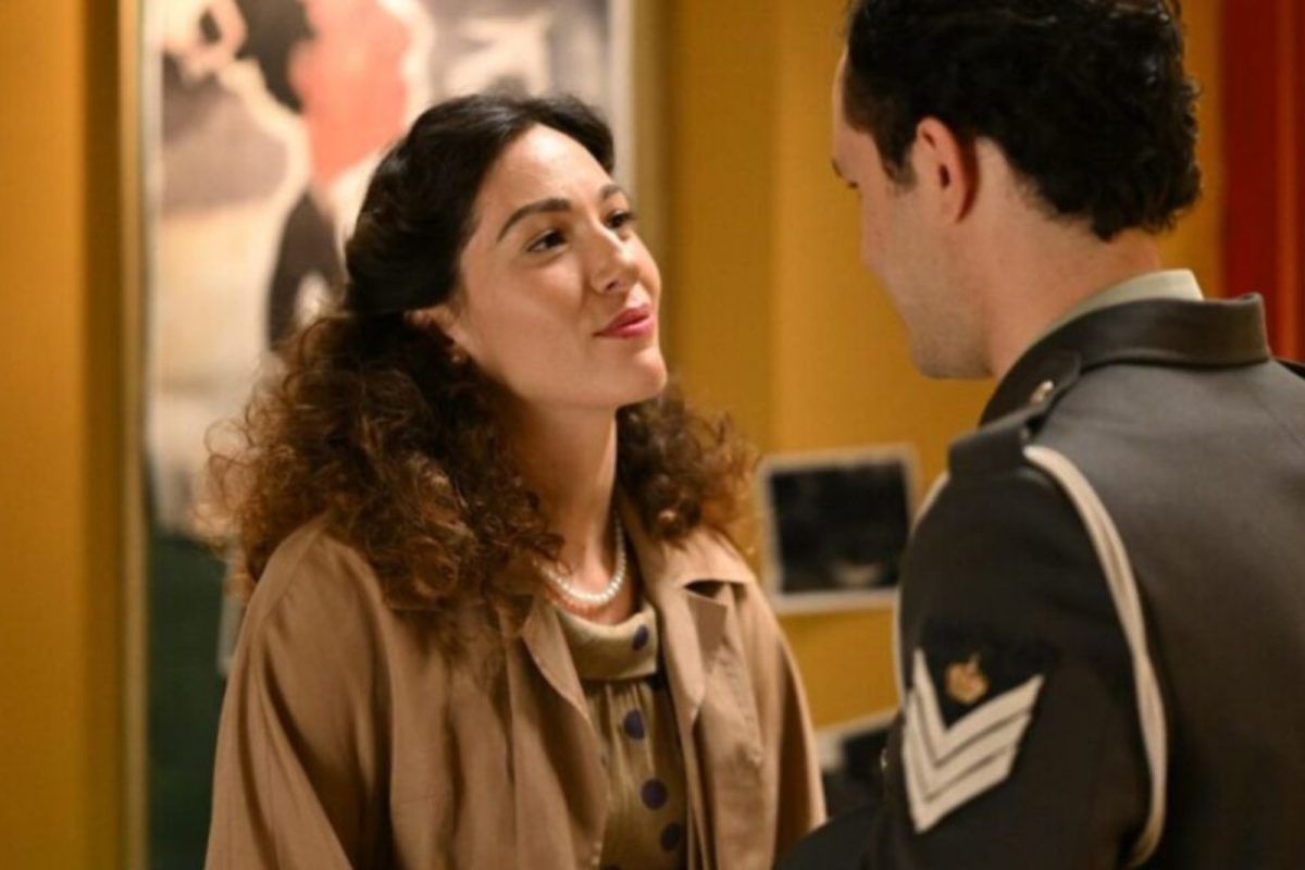 Άγιος Έρωτας: Η Άννα αποκαλύπτει στον Νικηφόρο πως της αρέσουν οι γυναίκες