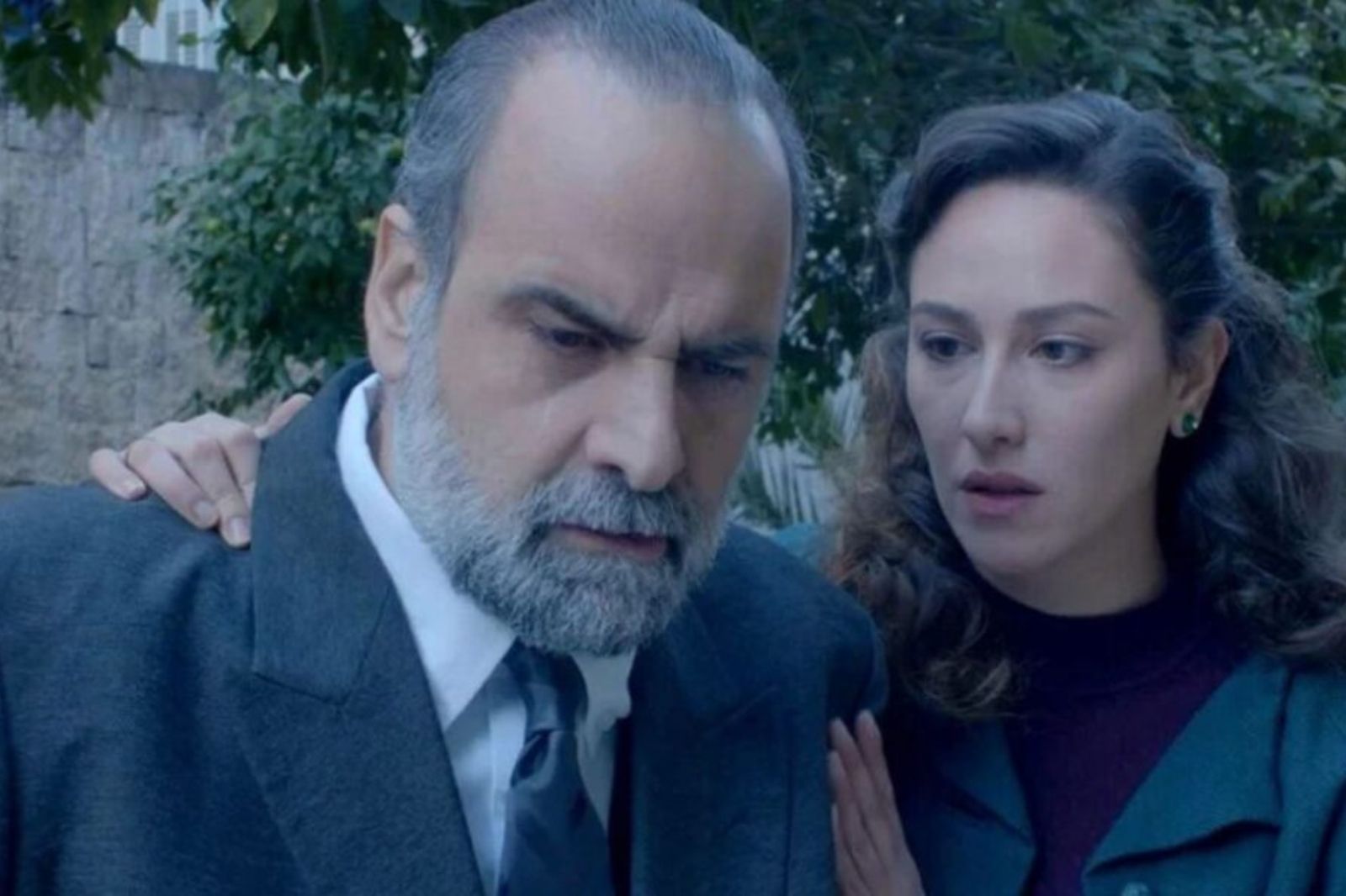 Άγιος Έρωτας : Η Σοφία μετά την φυλάκιση του πατέρα της ξεφεύγει τελείως