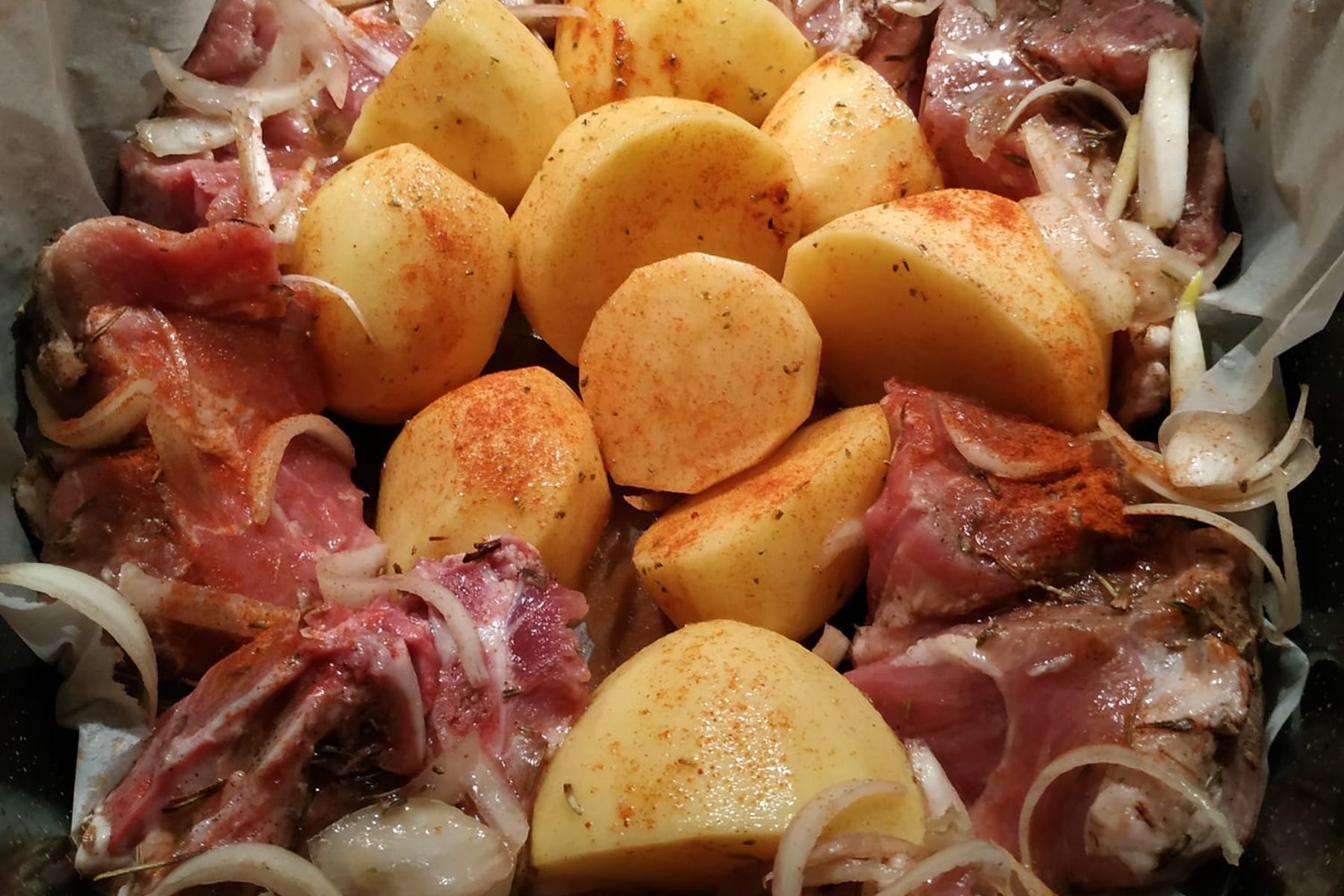 Χοιρινό-στη γάστρα-με μαρινάδα κρασιού-