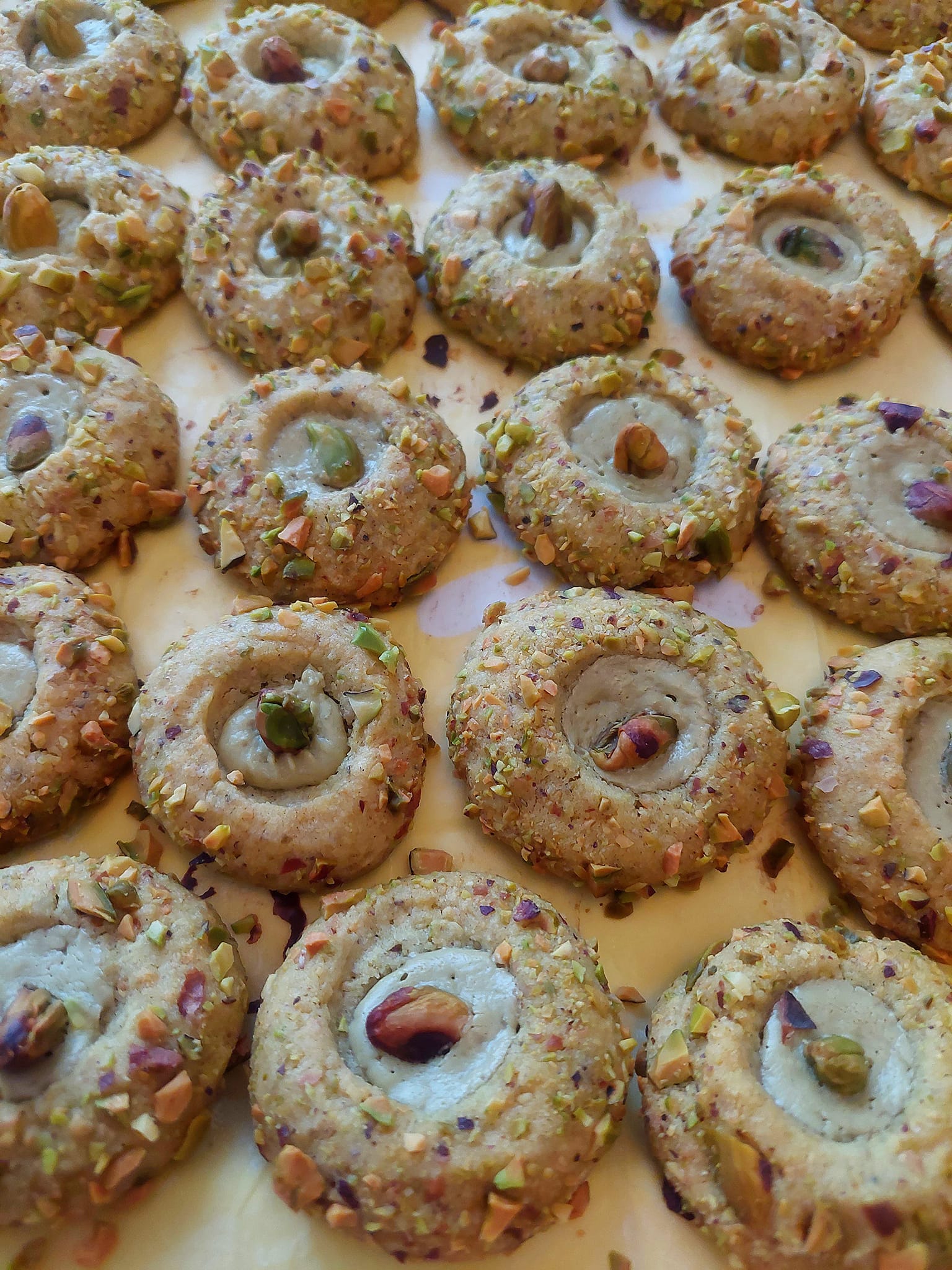 Χριστουγεννιάτικα-κουλουράκια-σαν φιστίκ- Χριστουγεννιάτικα-κουλουράκια-σαν φιστίκ-