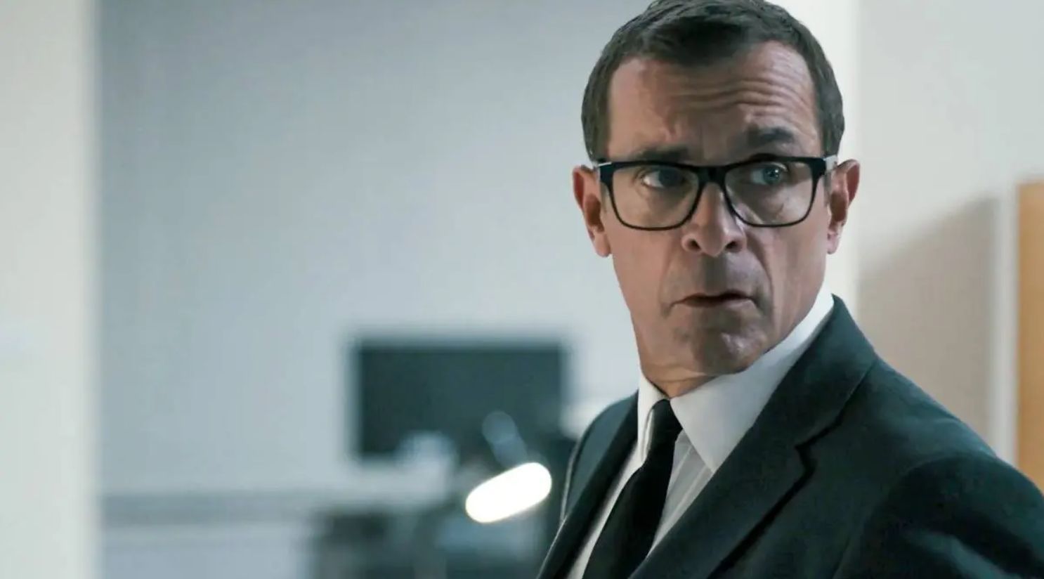 Ο Δικαστής-Πέτρος