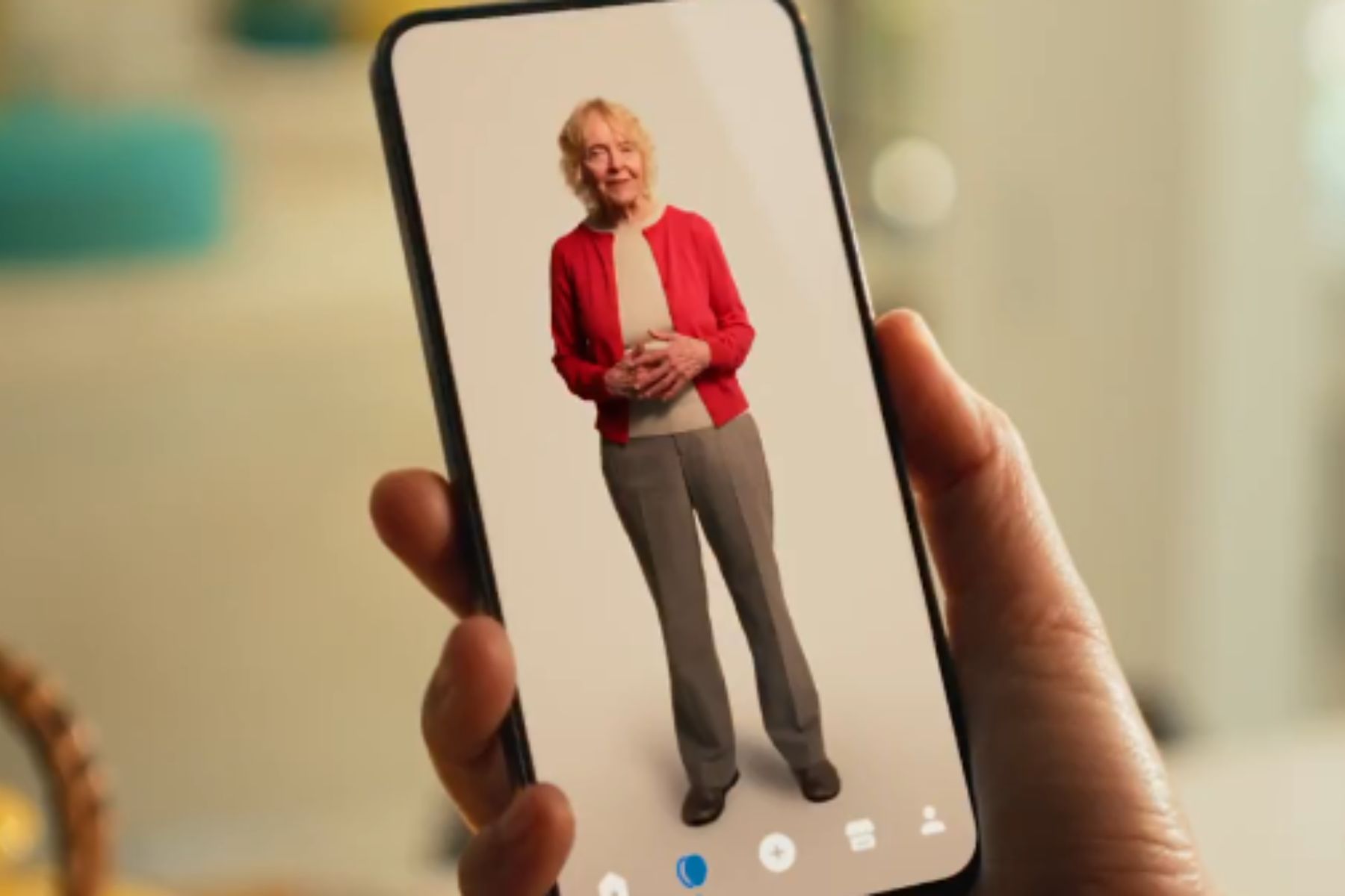 γιαγιά-στο-κινητό-σε-βίντεο κλήση- γιαγιά-στο-κινητό-σε-βίντεο κλήση-