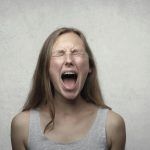 Ειδική ψυχολόγος εξηγεί πως μπορούν να διαχειριστούν οι γονείς την χειριστική συμπεριφορά των εφήβων