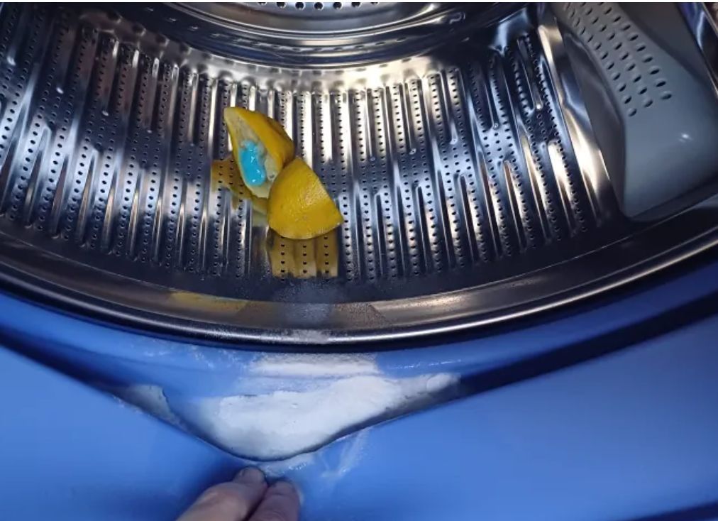 λεμόνι-στο-πλυντήριο-ρούχων-