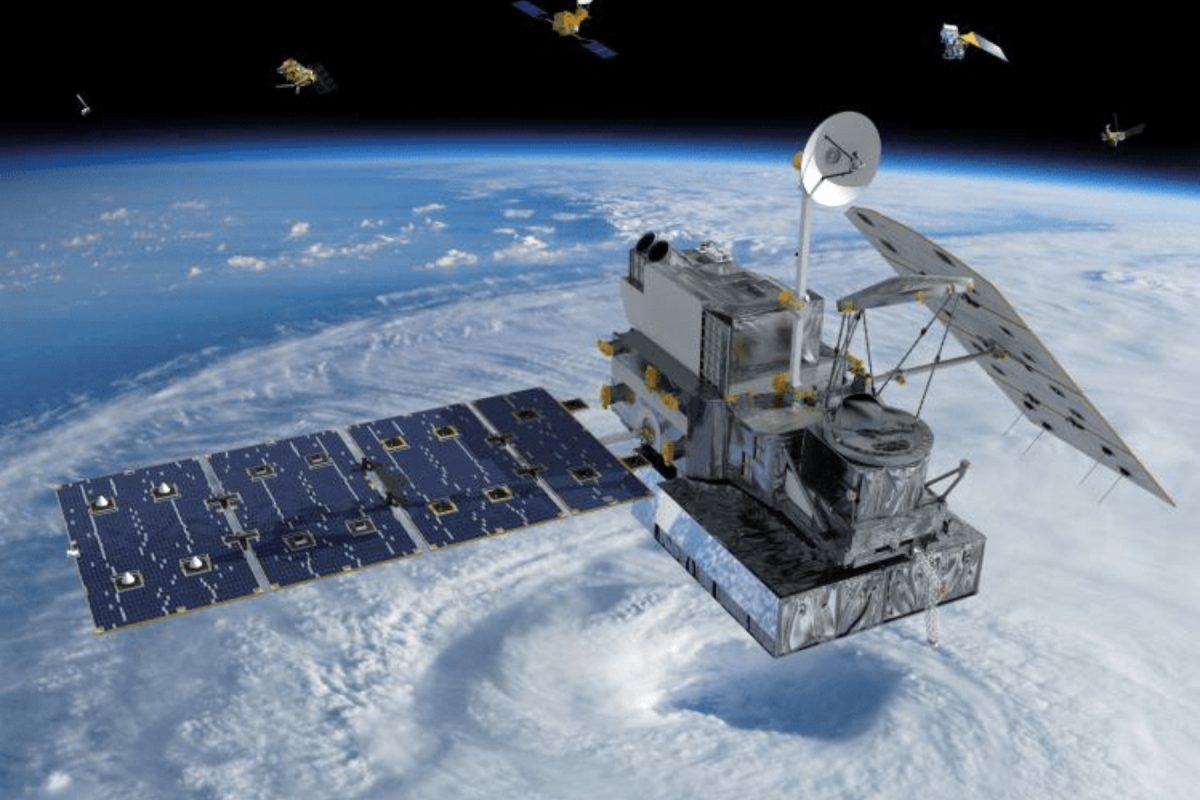 Εκτοξεύθηκαν πέντε ελληνικοί δορυφόροι