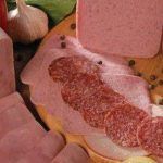 Επείγουσα προειδοποίηση: Ανακαλούνται άμεσα από την αγορά σαλάμι πολύ επικίνδυνο για την υγεία