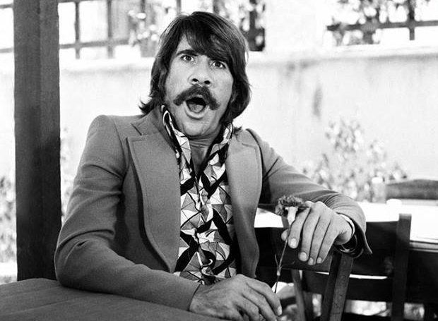 Σταύρος Παράβας-