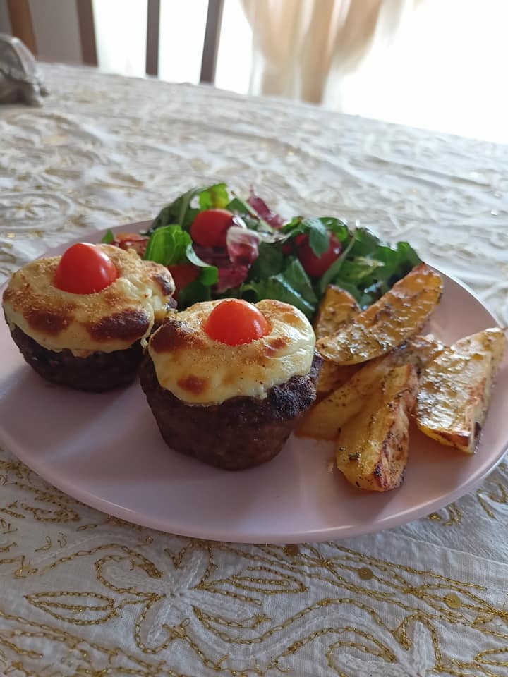 μπιφτέκια-muffins- μπιφτέκια-muffins-