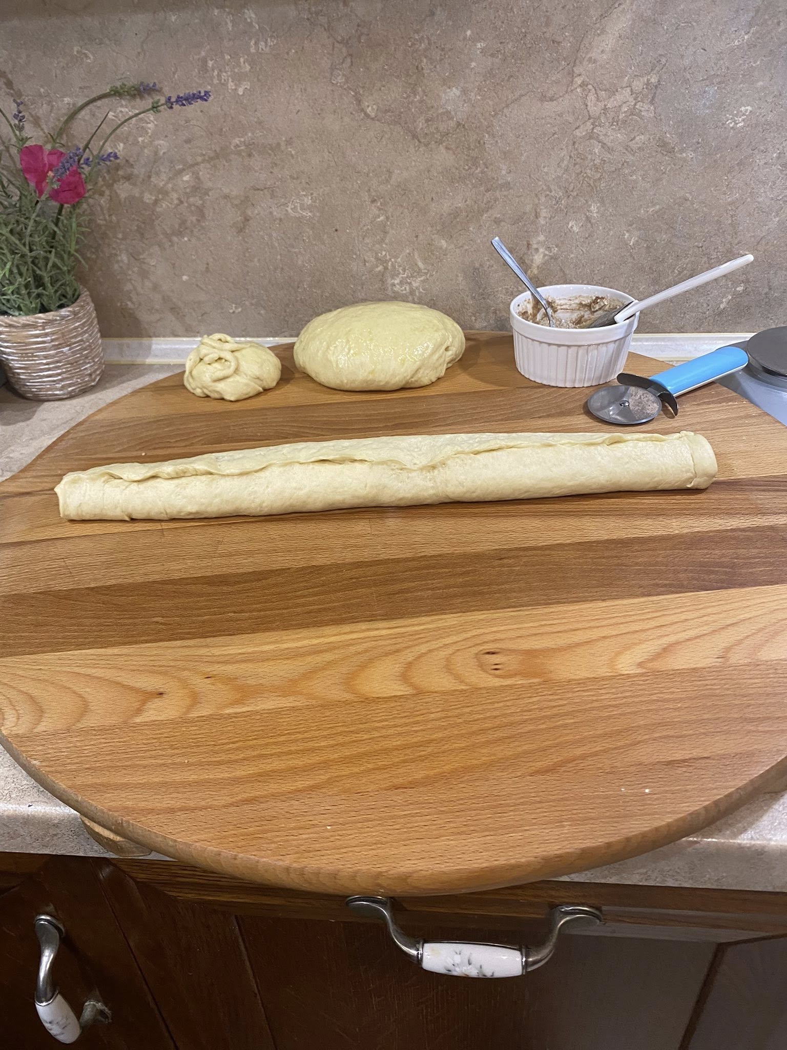 Γλυκό ψωμί για το γιορτινό τραπέζι