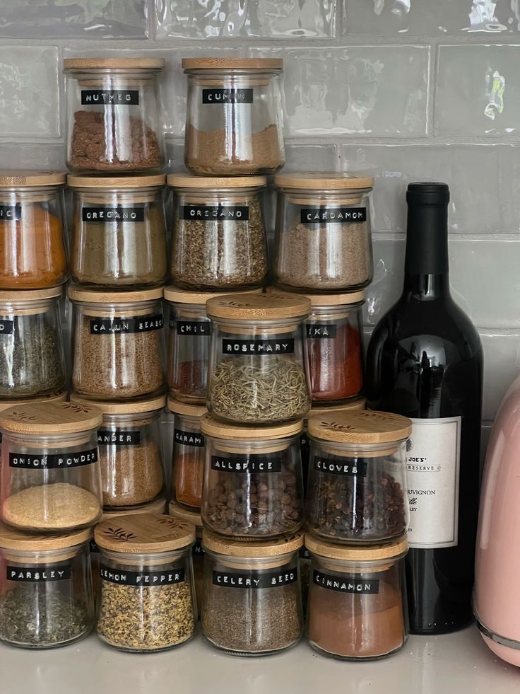 βαζάκια-με-μπαχαρικά- βαζάκια-με-μπαχαρικά-