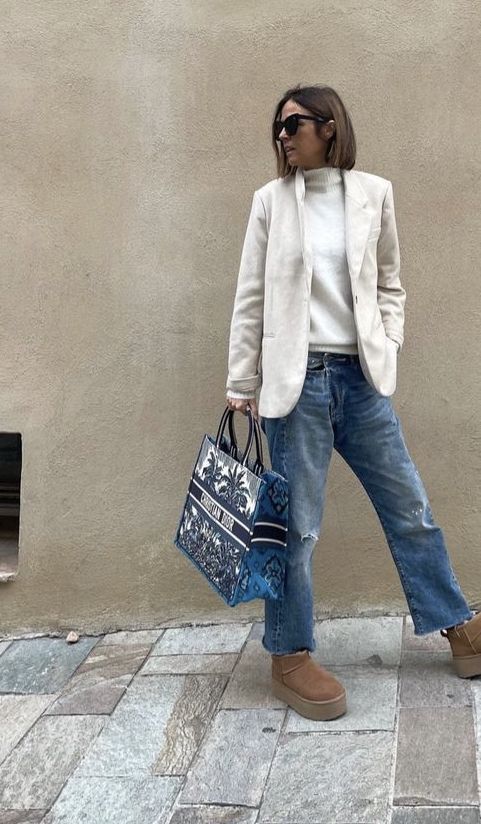 Ιδέες για να συνδυάσεις τις Ugg από το πρωί μέχρι το βράδυ