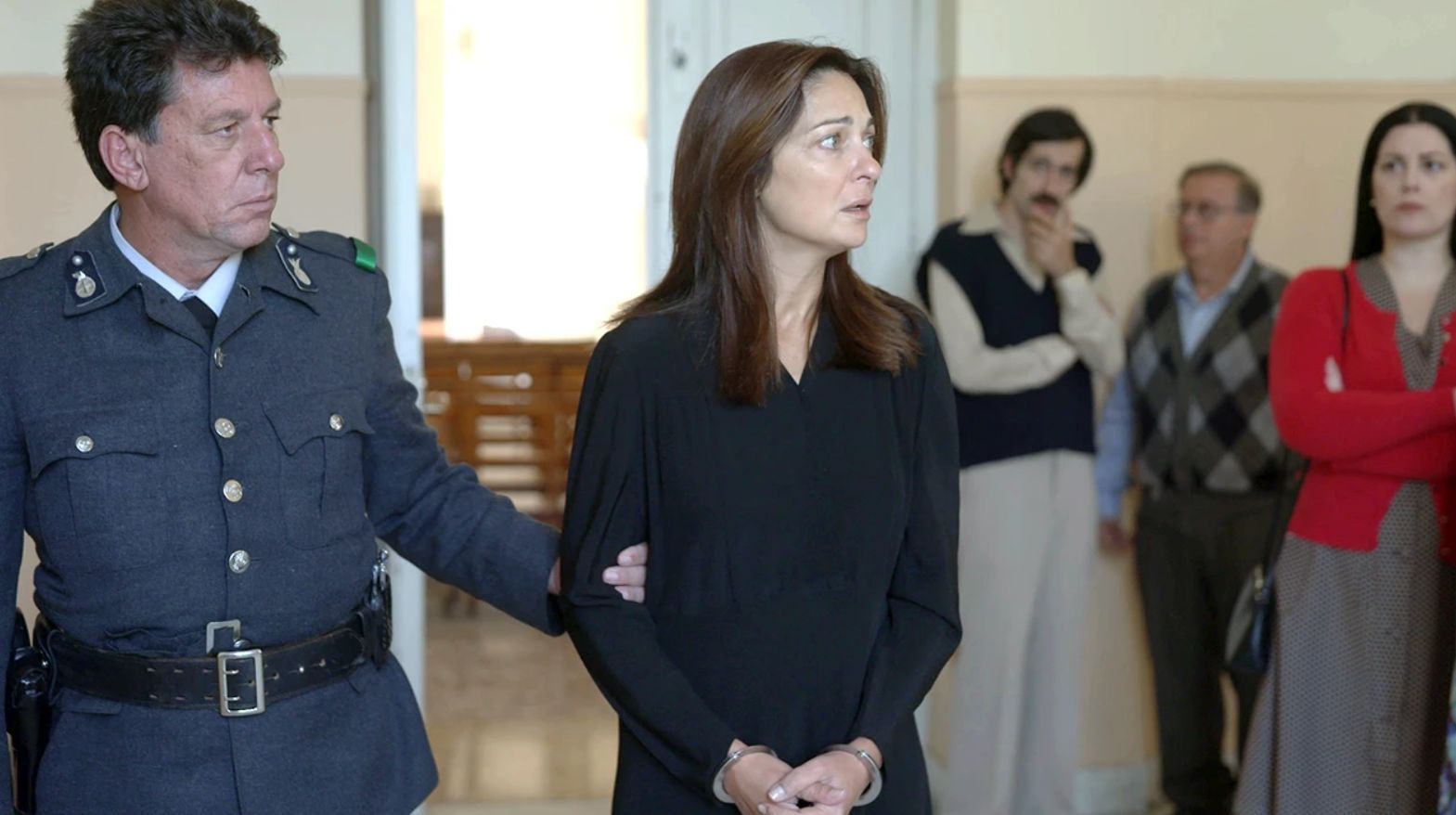 Ηλέκτρα επόμενα επεισόδια Γ’ κύκλος: 39, 40, 41, 42, 43