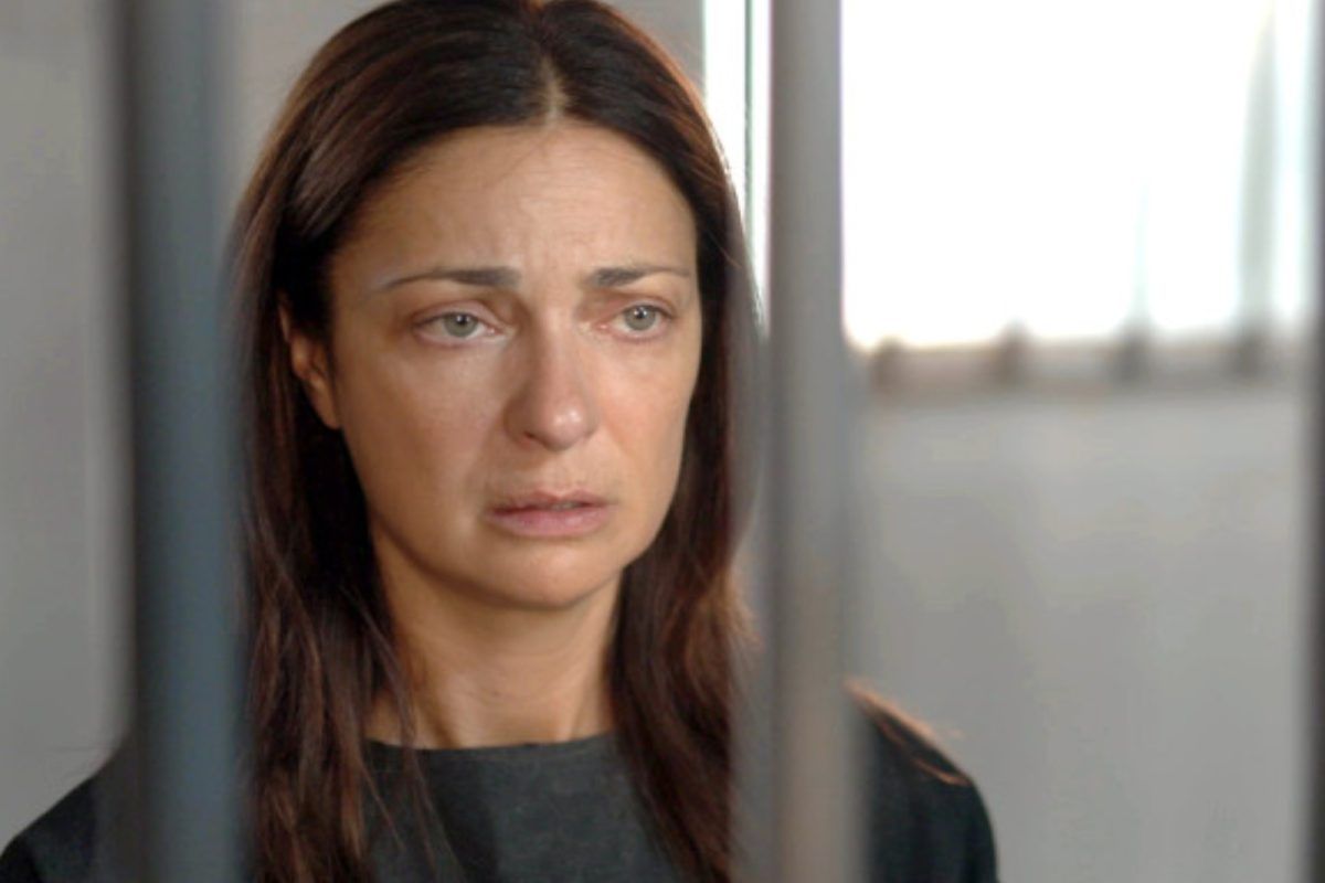 Ηλέκτρα: Η Ηλέκτρα κάνει απόπειρα αυτοκτονίας