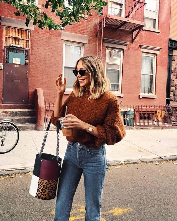 πλεκτό-πουλόβερ-με-τζιν παντελόνι- πλεκτό-πουλόβερ-με-τζιν παντελόνι-