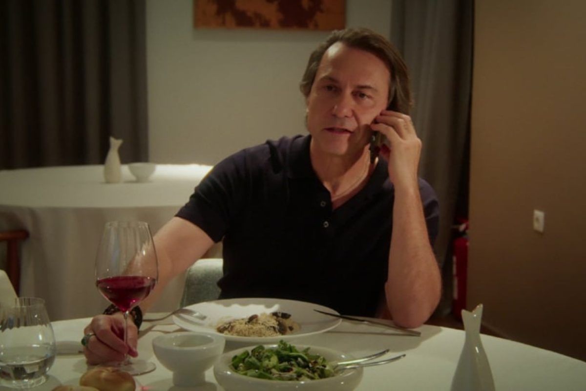 Να μ αγαπάς: Ο Άγγελος μαθαίνει για την απαγωγή των διδύμων και τσακίζει τον Θεόφιλο