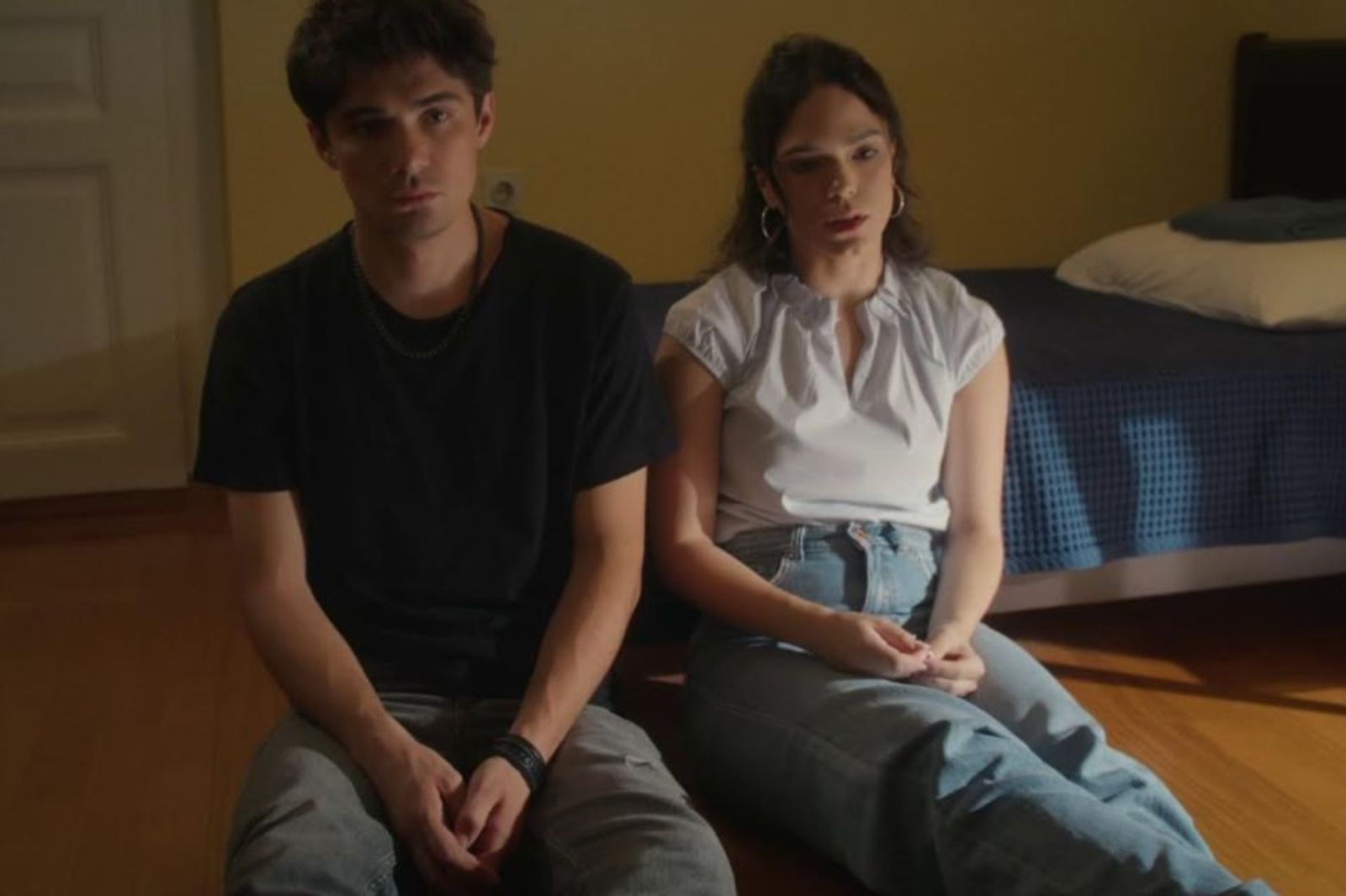 Να μ αγαπάς-Φωτεινή-Λευτέρης 