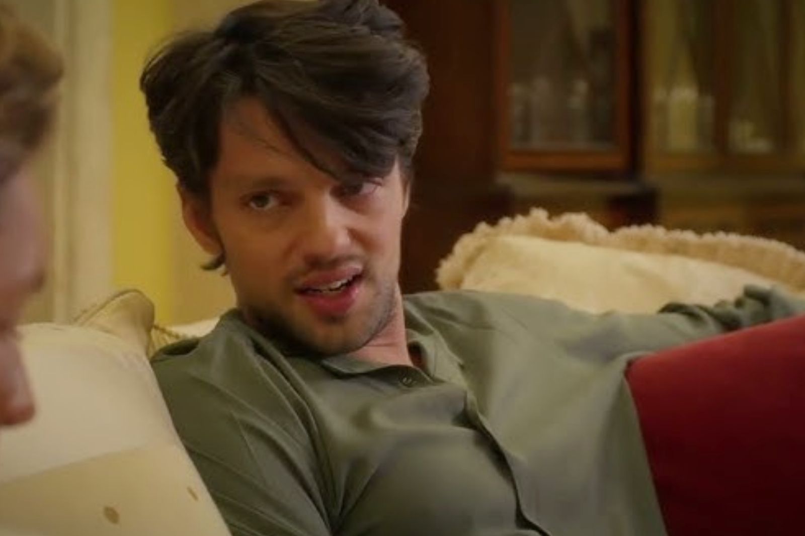 Να μ' αγαπάς-Χάρης 