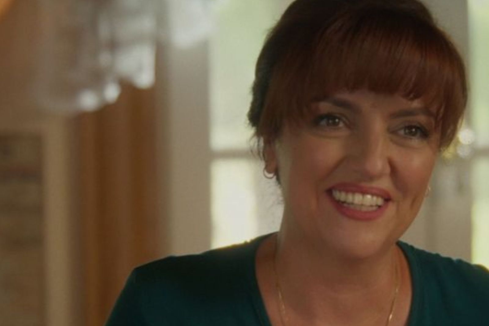 Να μ' αγαπάς-Χαρούλα