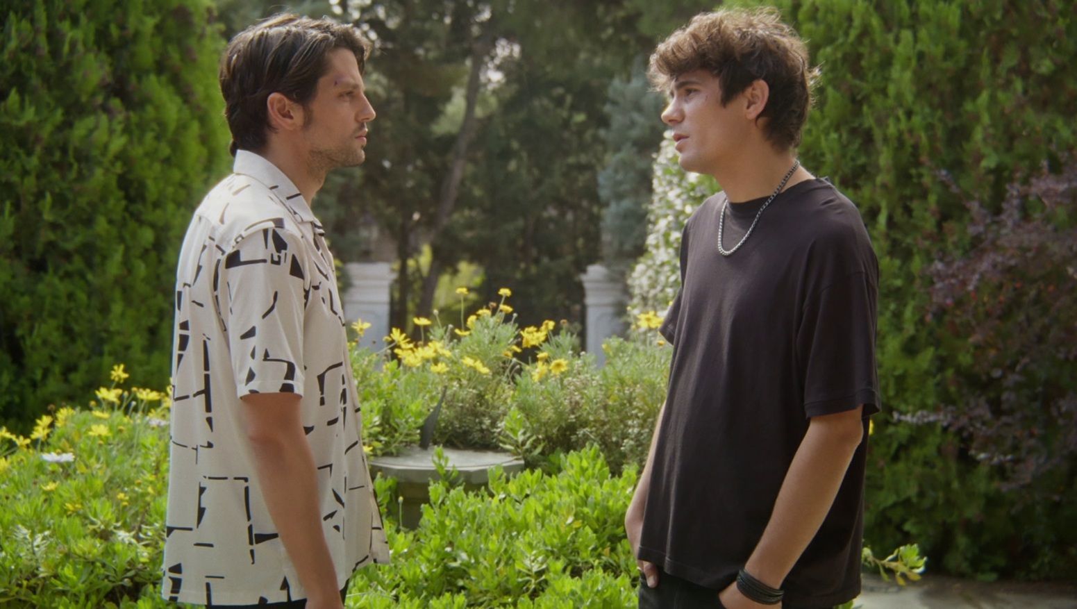 Να μ' αγαπάς