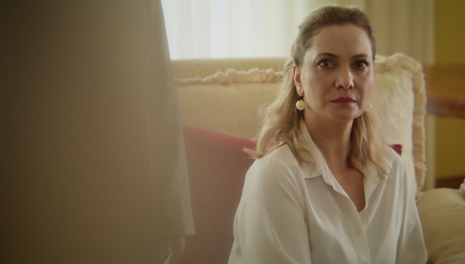 Να μ' αγαπάς-Ζωή