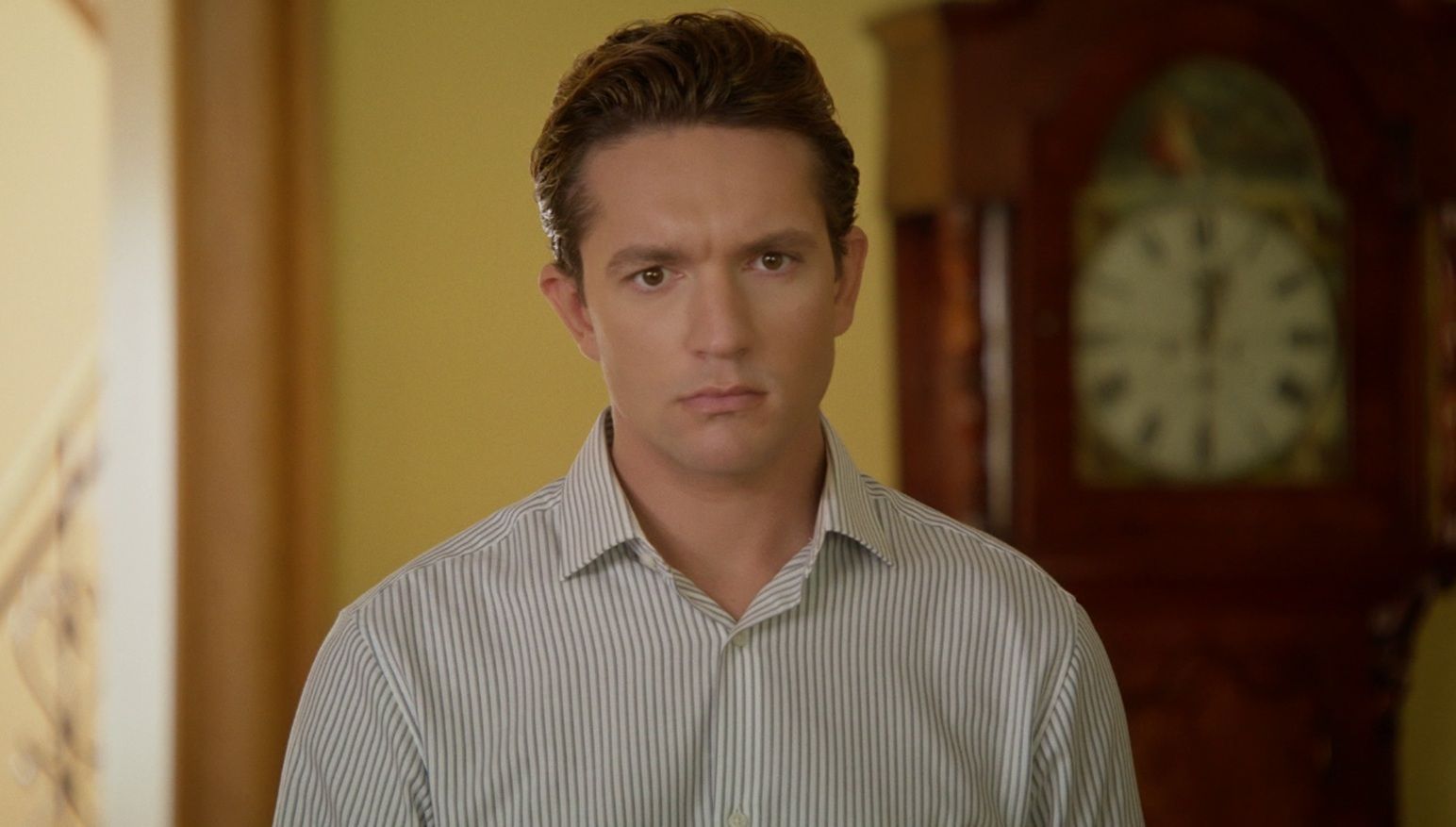 Να μ' αγαπάς-Ορφέας