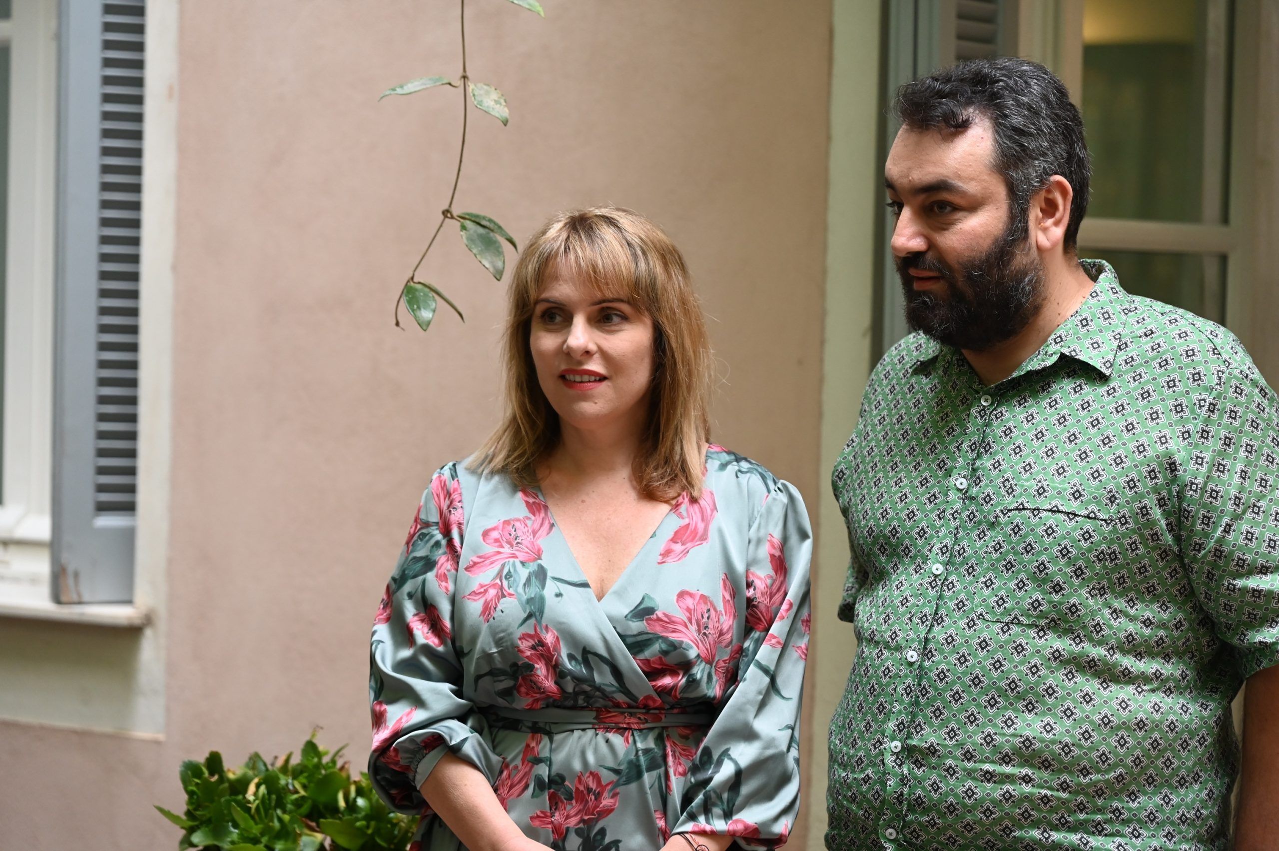 Να μ' αγαπάς-Έλλη-Θανάσης